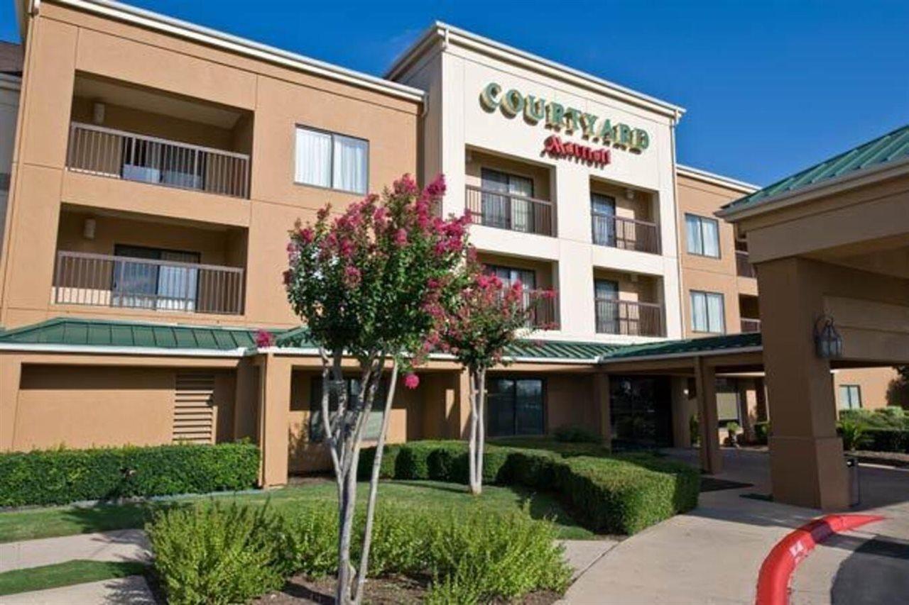 Courtyard By Marriott- Austin Round Rock Hotel Buitenkant foto