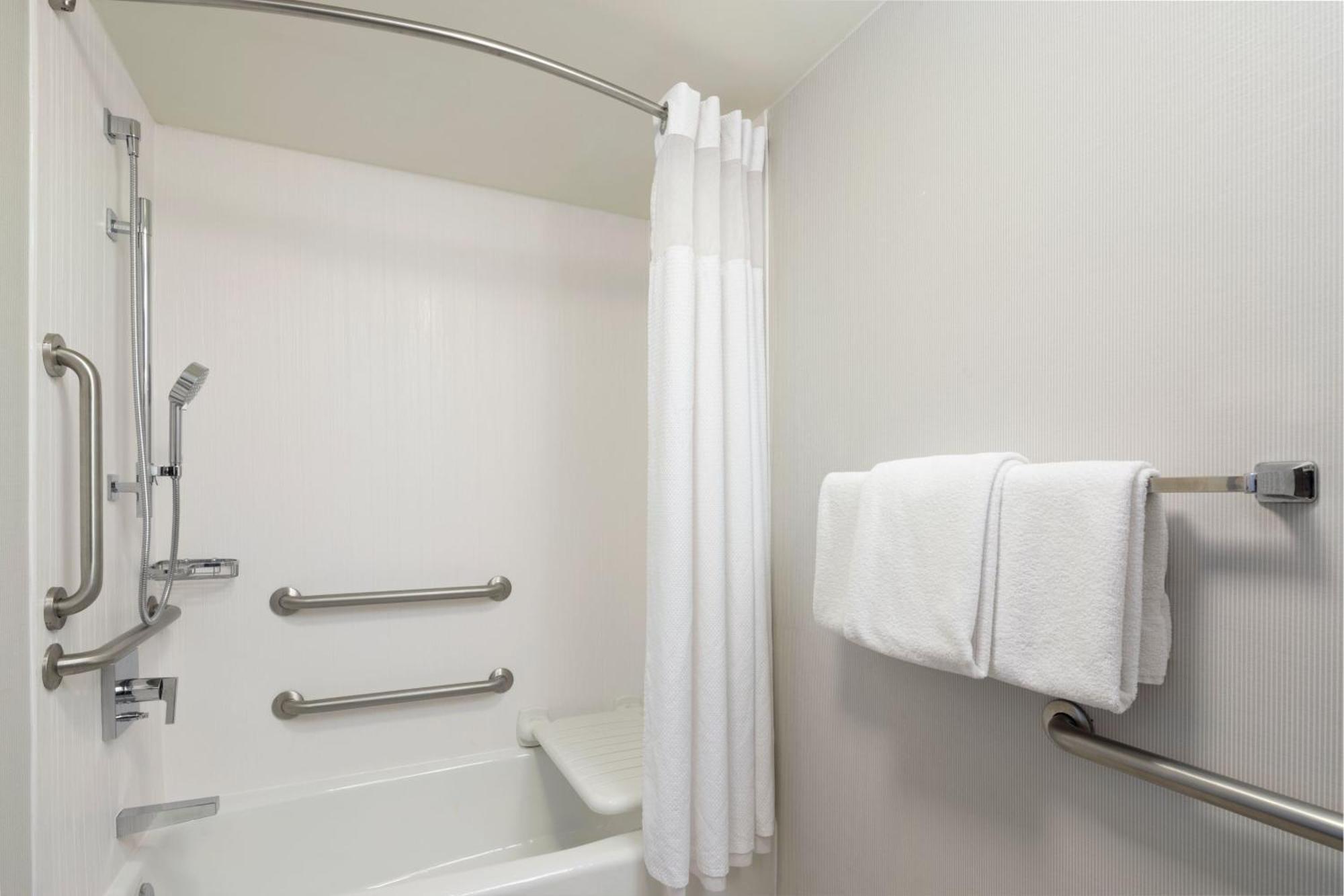 Courtyard By Marriott- Austin Round Rock Hotel Buitenkant foto