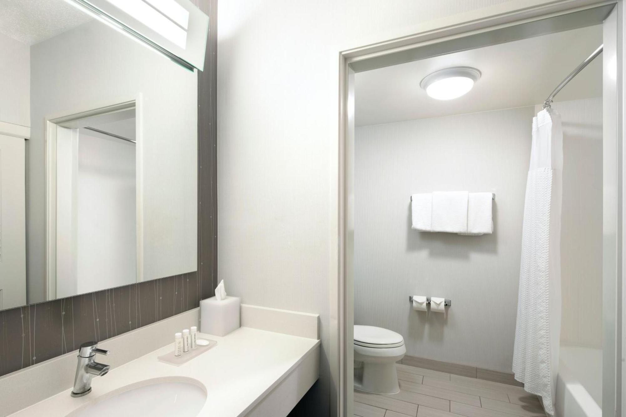 Courtyard By Marriott- Austin Round Rock Hotel Buitenkant foto